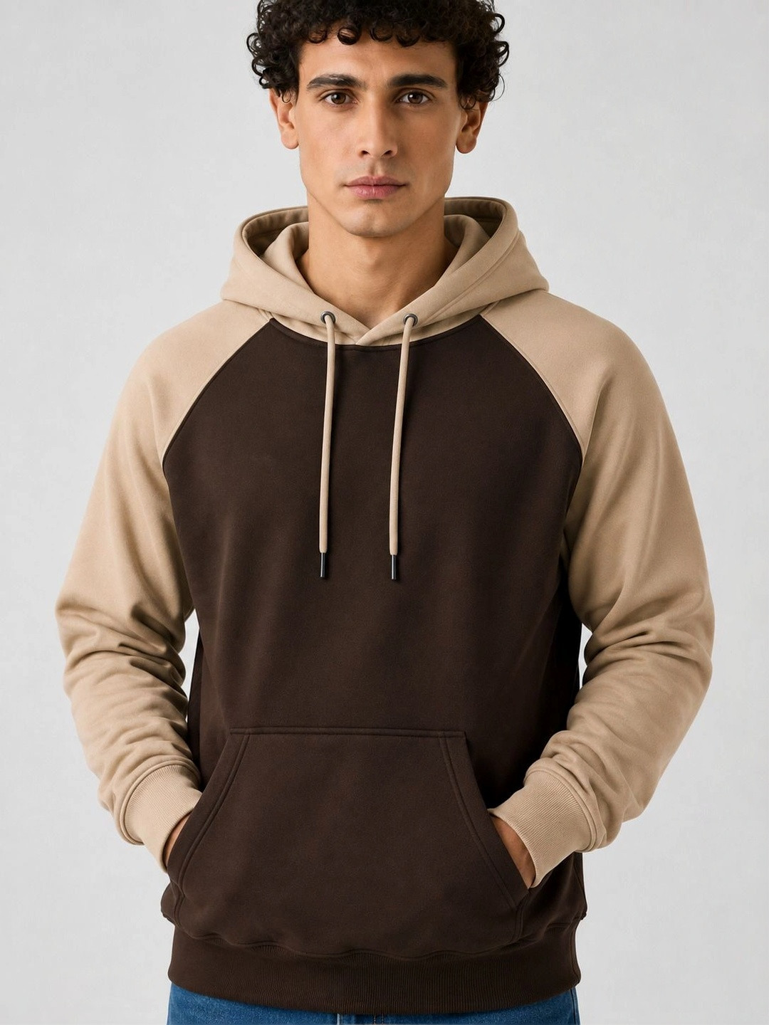 ZEN1 FASHION Men Colourblocked Hooded Sweatshirt