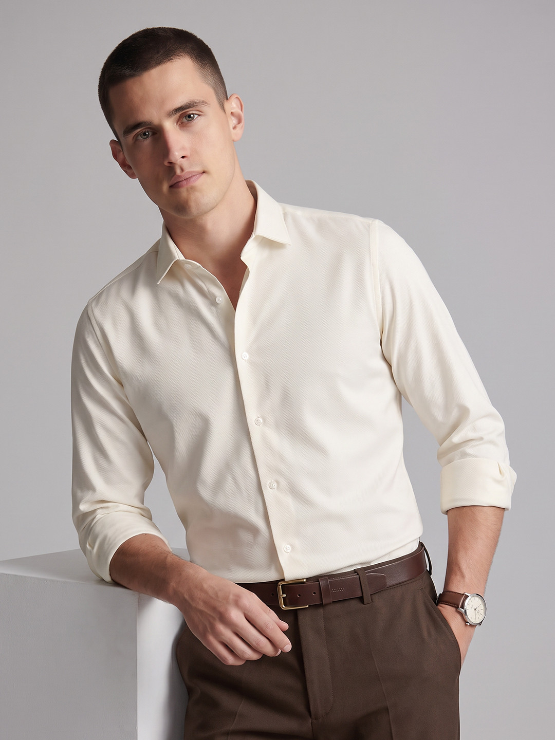 Van Heusen Slim Fit Textured Formal Shirt