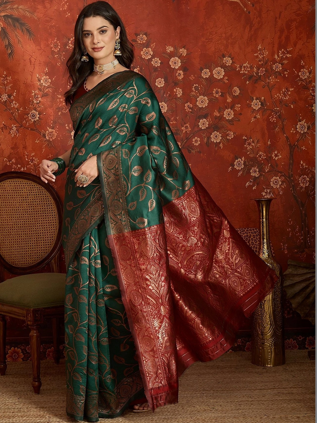 SZN Woven Design Zari Art Silk Banarasi Saree