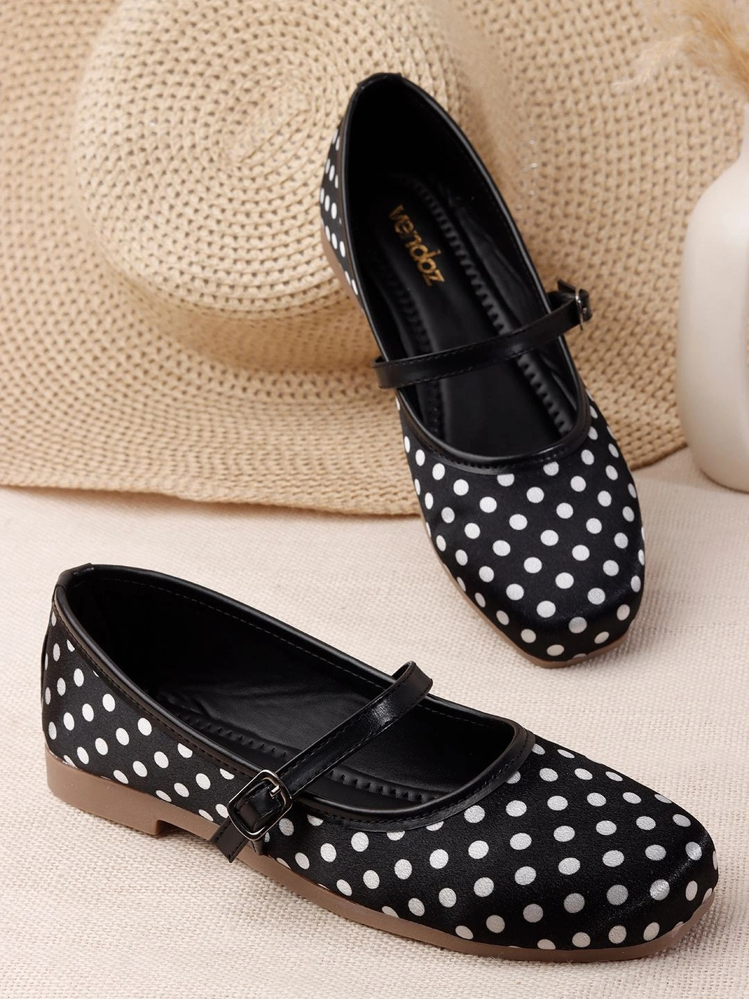 VENDOZ Women Round-Toe Polka Dot Mary Janes Bellies