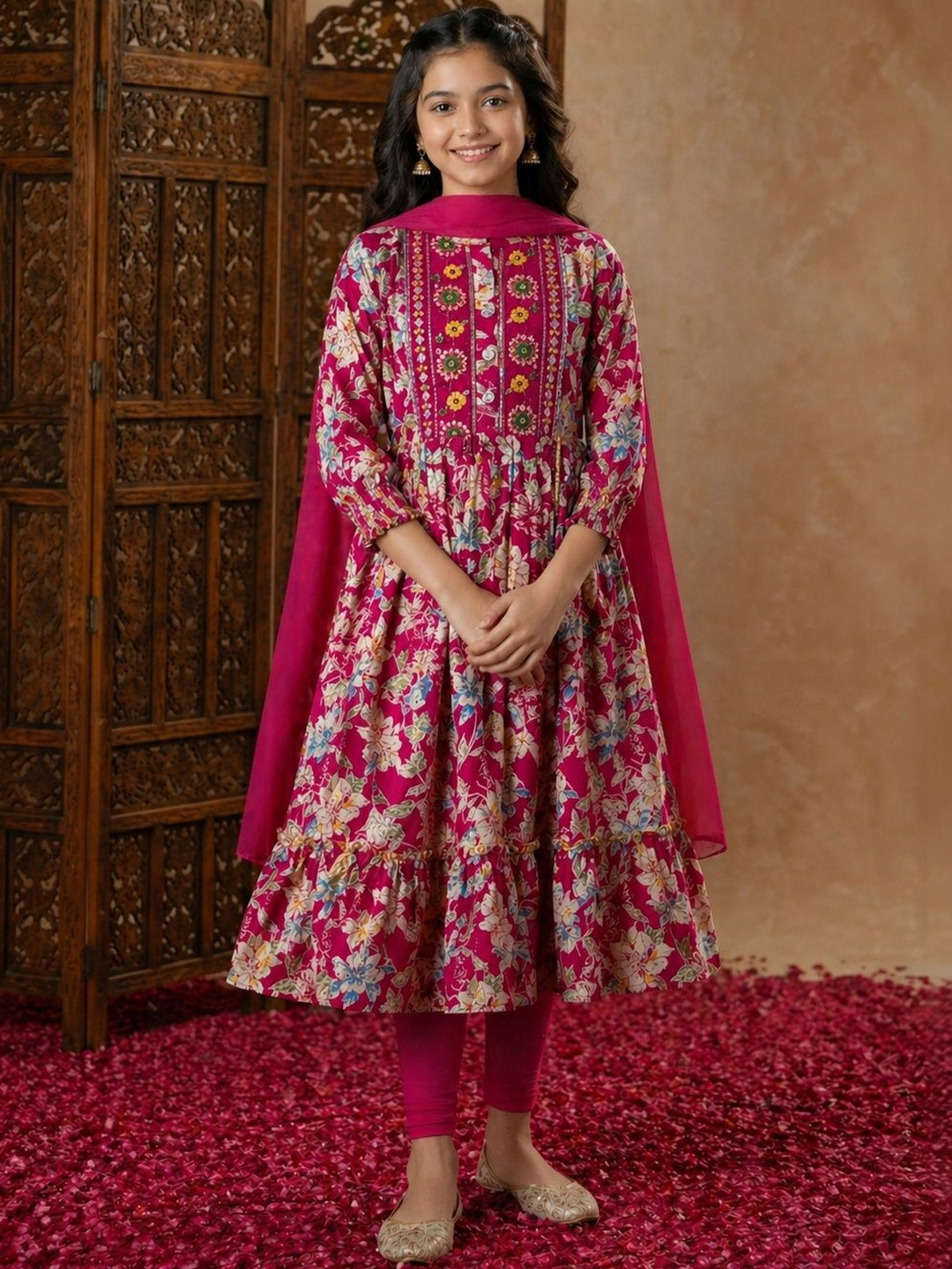 Sangria Girls Floral Printed Thread Work Floral Anarkali Kurta