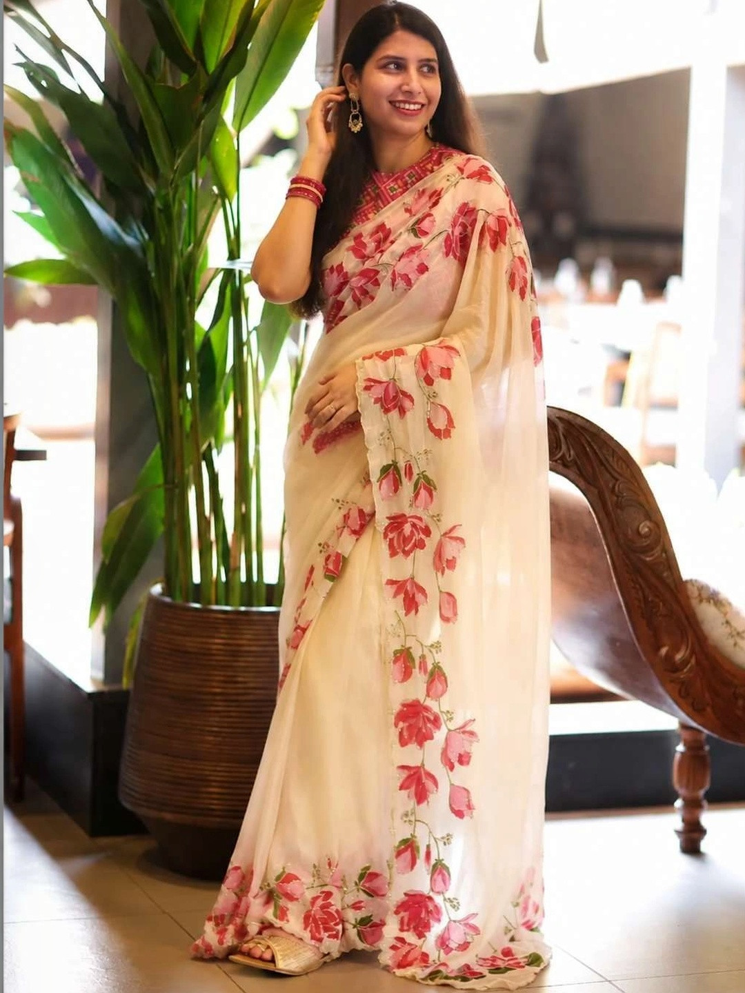 DJV Fashion Floral Embroidered Art Silk Saree