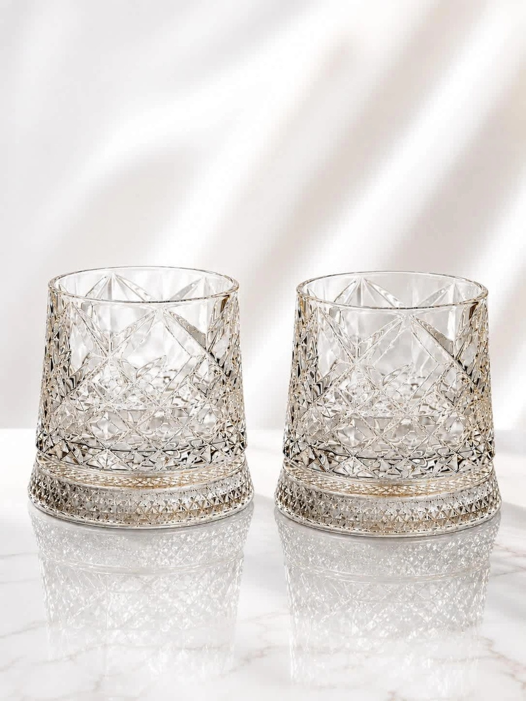PrimeWorld Pack Of 2 Diamond Cut Revolving Whisky Glass - Transparent Glass