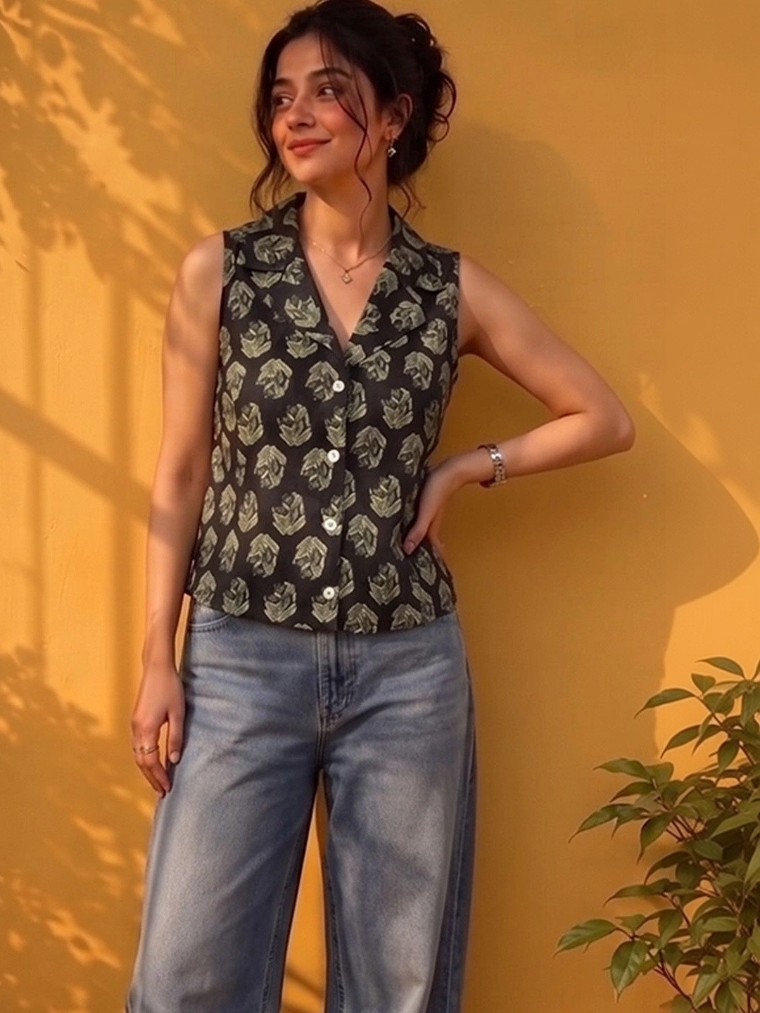 Varanga Floral Print Top