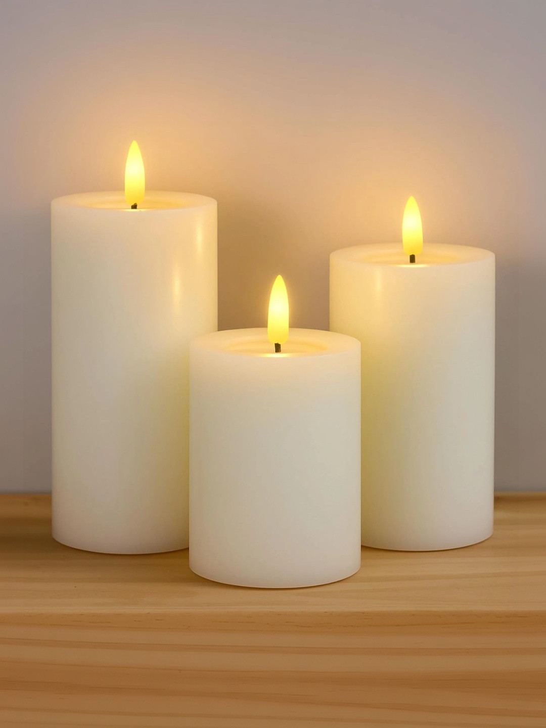 Coku White 3 pieces Pillar Candle