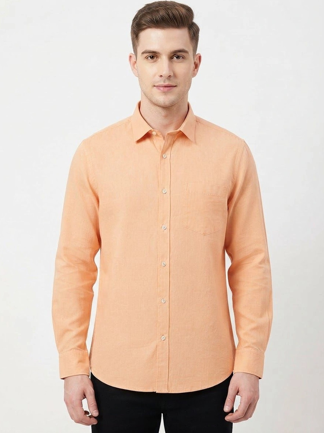 LUKAS VICTORY Men Solid Spread Collar Casual Shirt