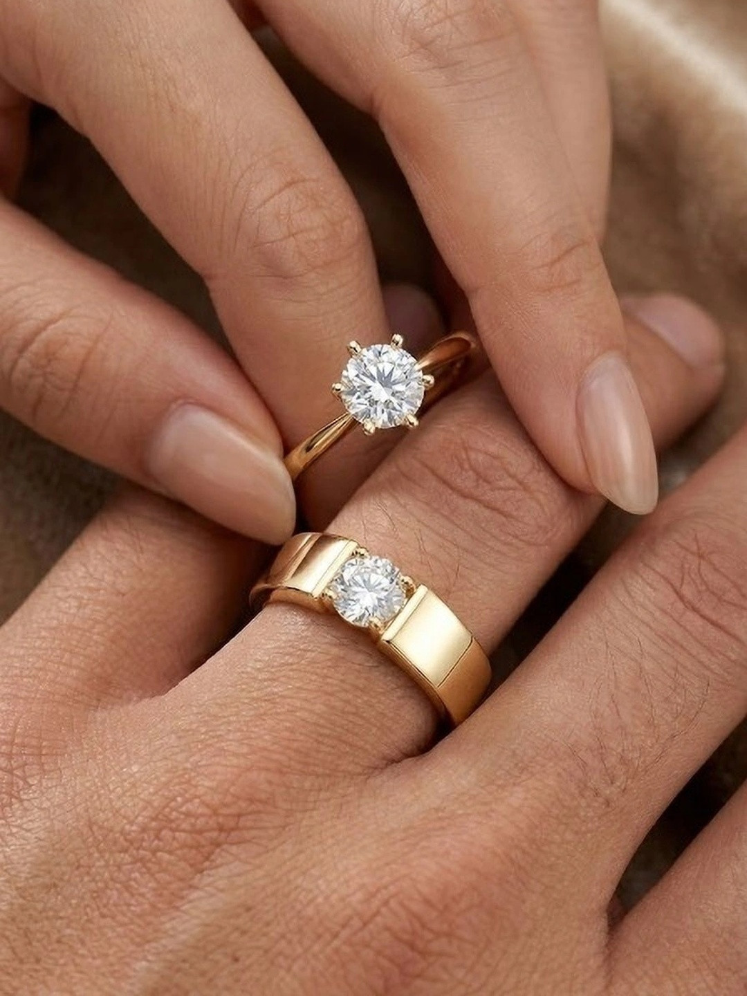 kazare Unisex Set of 2 Artificial Stone Finger Ring
