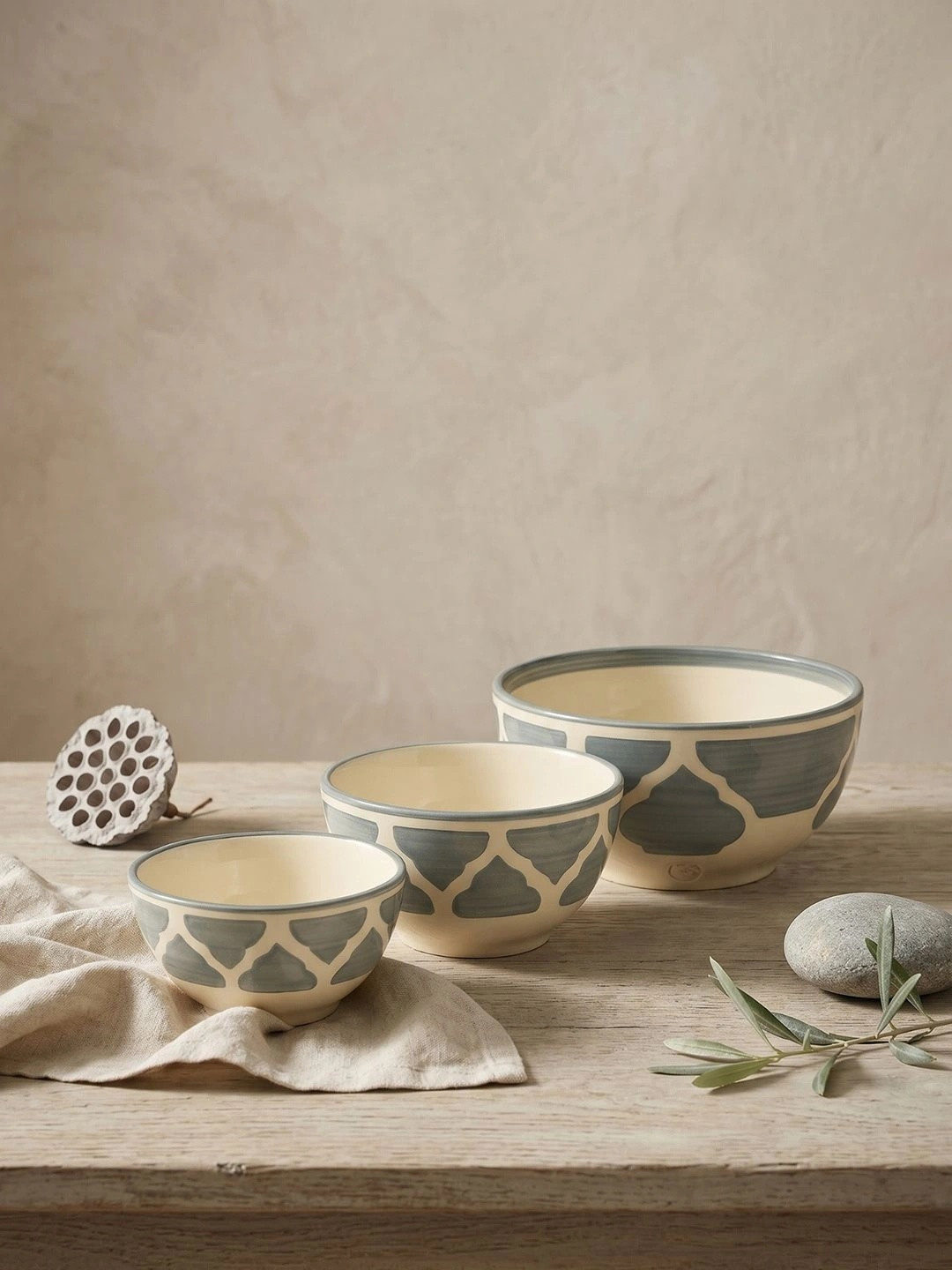 Myntra Elegant Homes Grey Melange 3 Pieces Ethnic Motifs Printed Ceramic Serving Bowls