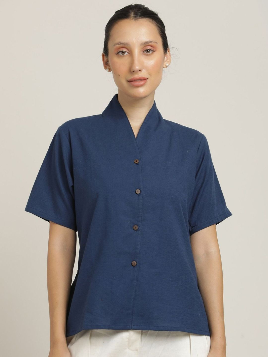 Saltpetre Women Solid V-Neck Short Sleeves Shirt Style Regular Top