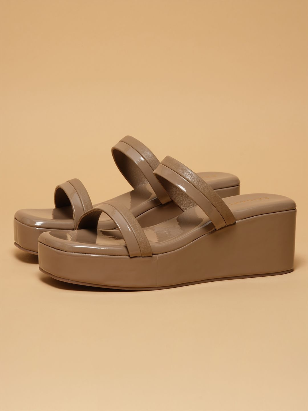 ERIDANI Wedge Sandals