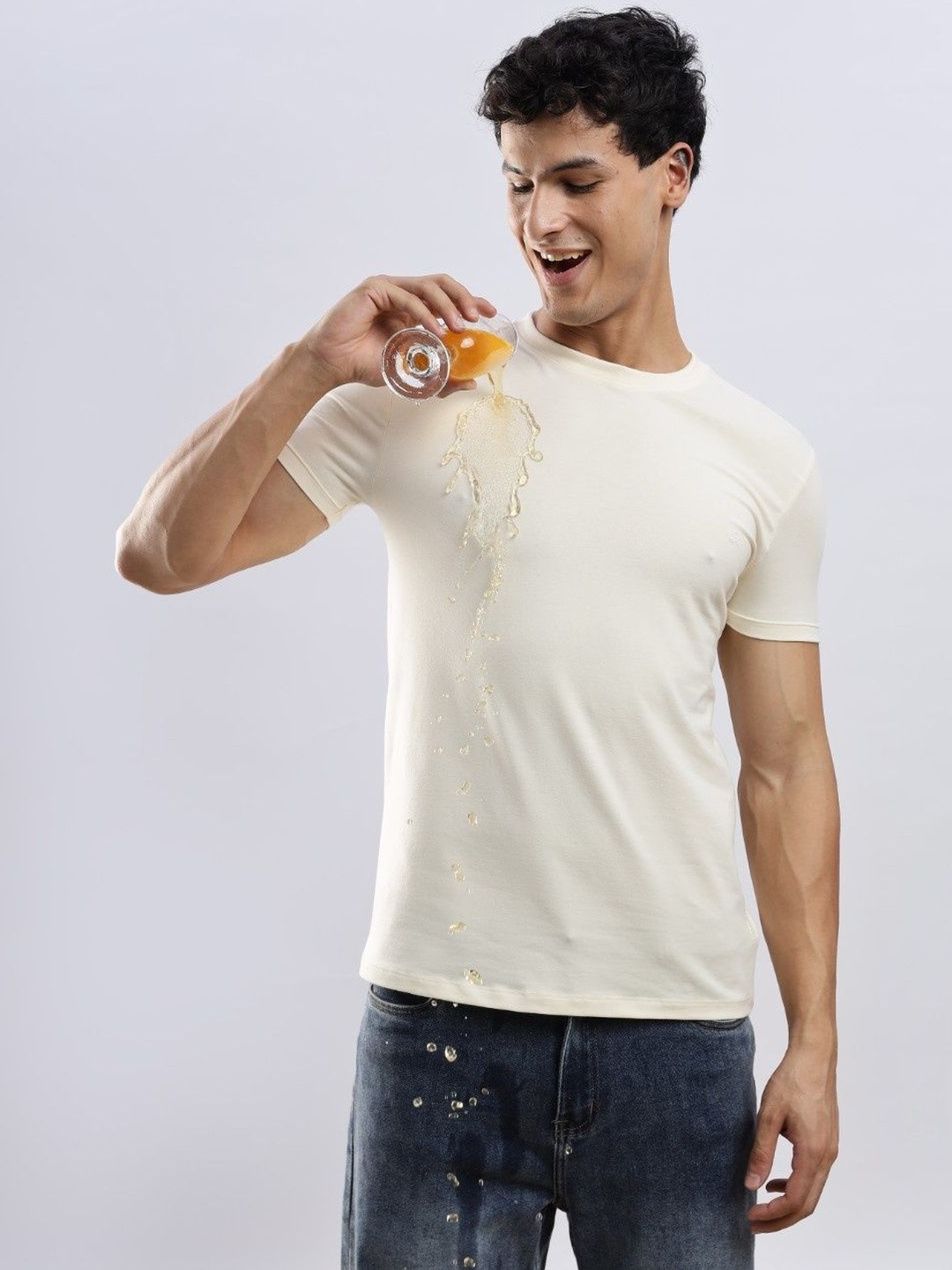 TURMS Men Solid Crew Neck Half Sleeves Stain And Water Repellent Cotton Tshirt