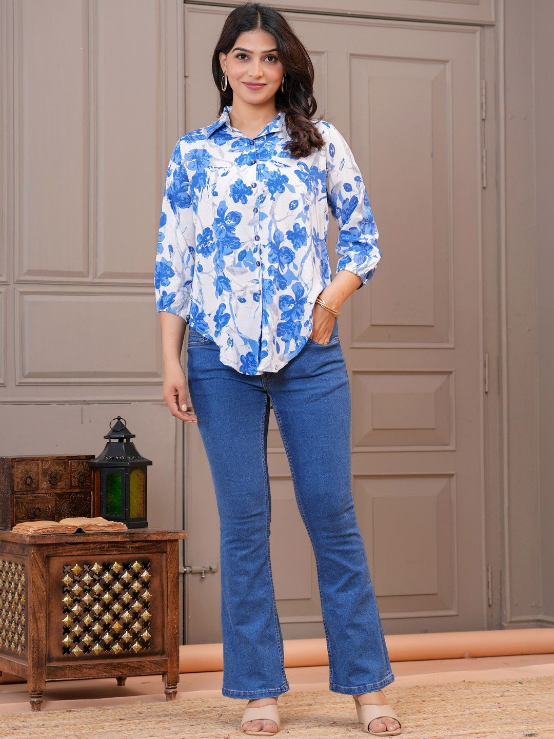 Clothy N Wave Standard Floral Printed Casual Shirt