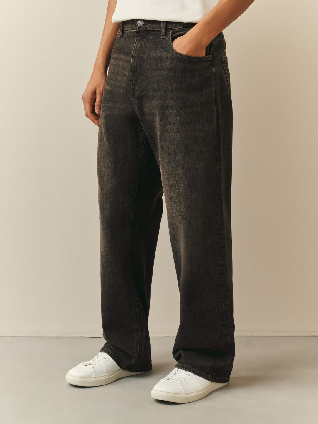 NEXT Men Baggy Fit Light Fade Stretchable Jeans - Image 1