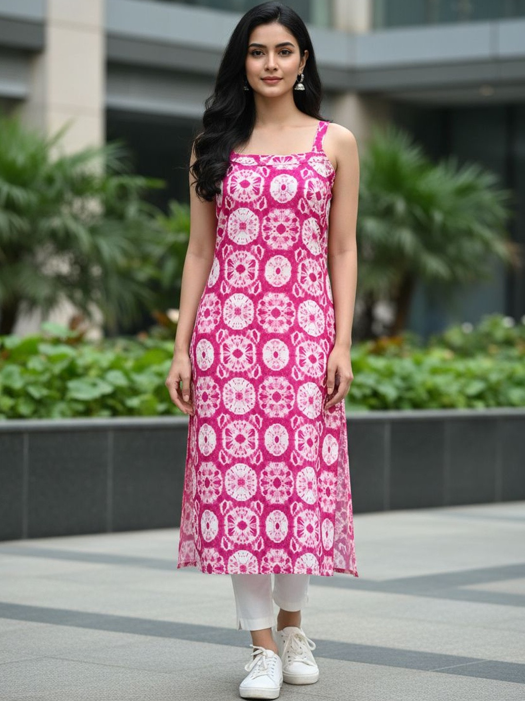 ZIVRAA Printed Square Neck Kurti