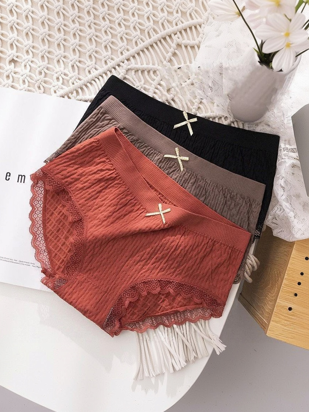JIKADARA Women Pack of 3 Self Design Lace Assorted Basic Briefs