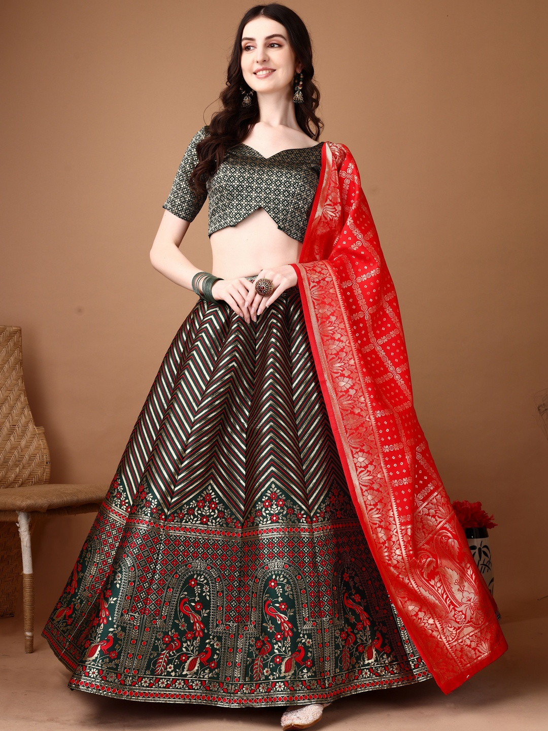 JIVUBA Semi-Stitched Lehenga & Blouse With Dupatta