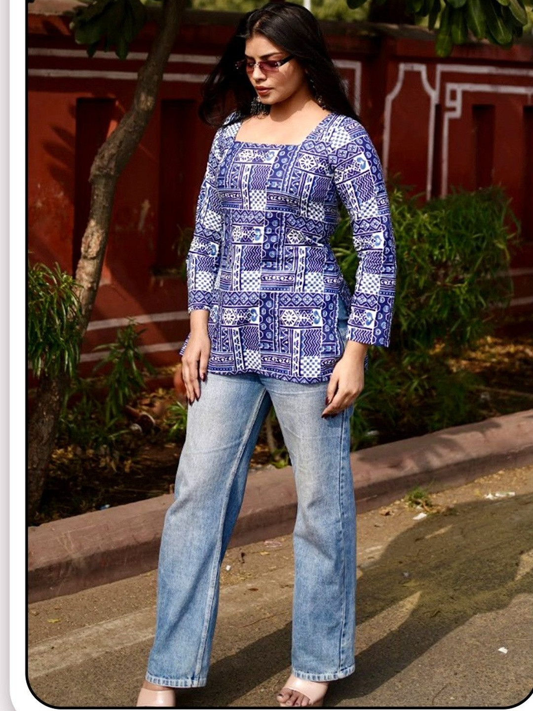 RAJAM Geometric Printed Square Neck Pure Cotton Kurti