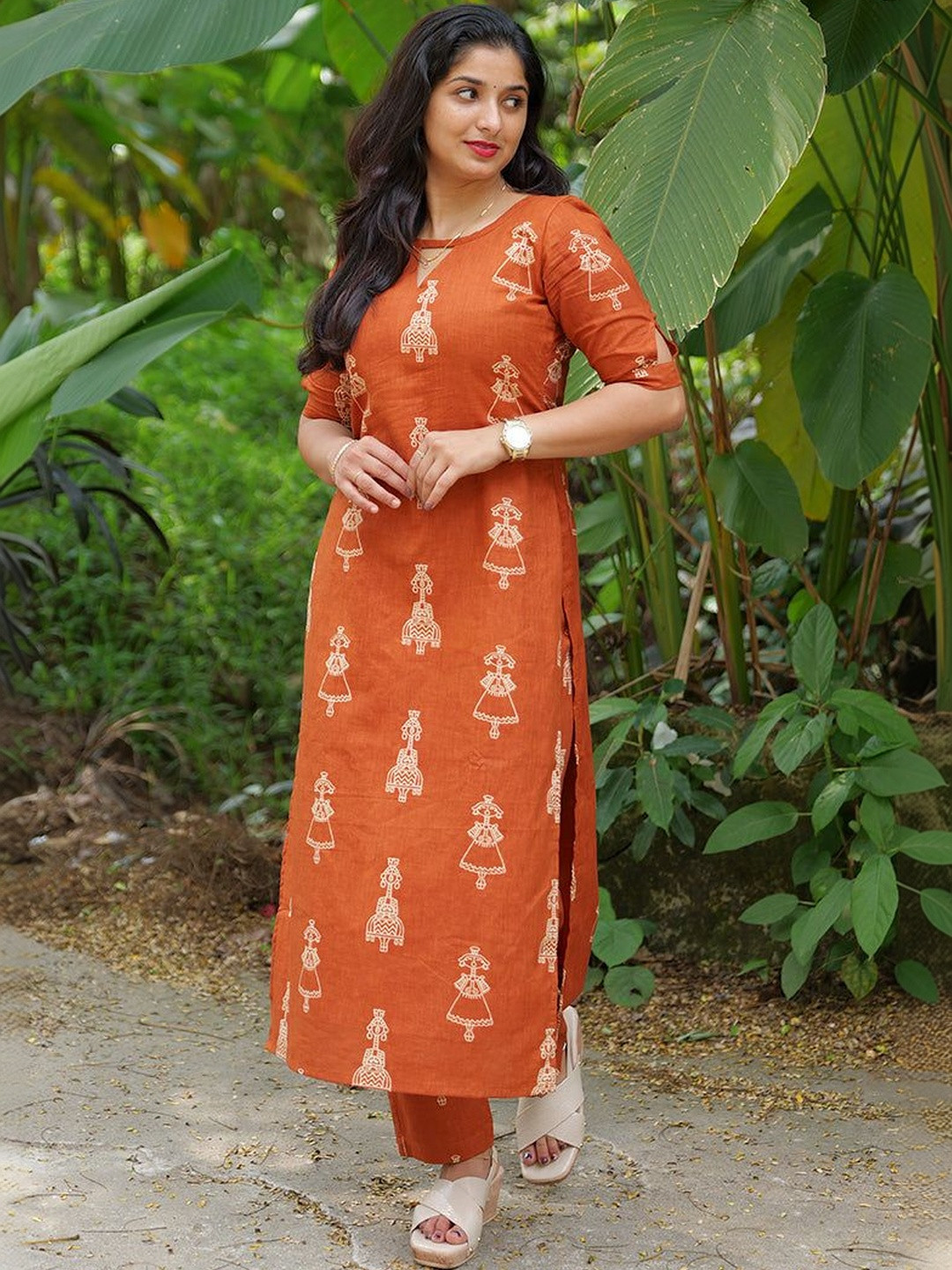 Twika Women Ethnic Motifs Printed Regular Kurta with Trousers