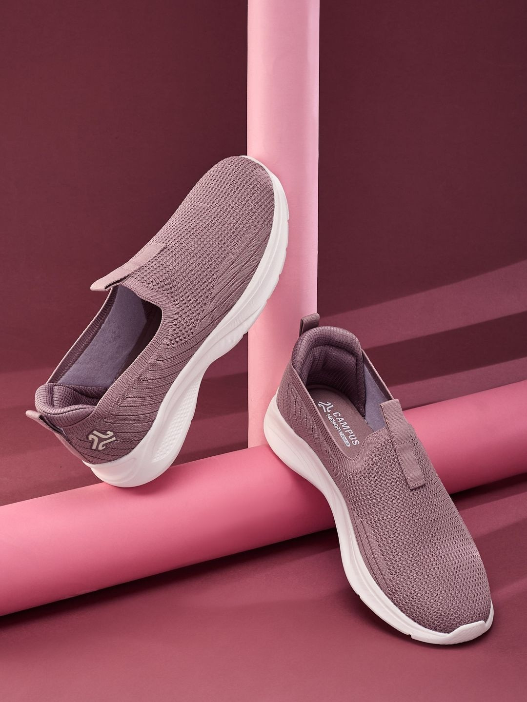 Campus PLUZZ Women Mesh Walking Non-Marking Shoes