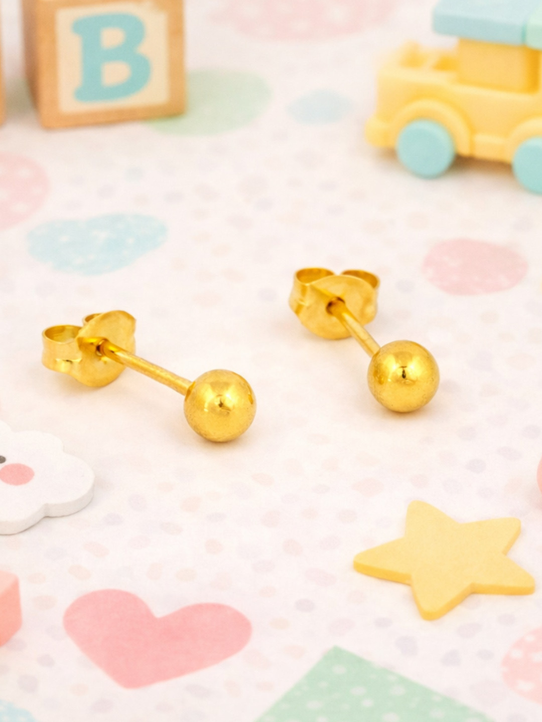 STUDEX Kids 24K Gold-Plated Stainless Steel Circular Shaped Studs