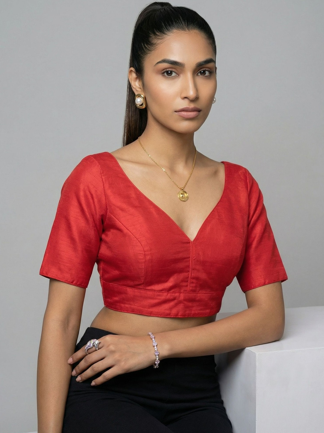 Aanyor Silk Blend Solid Saree Blouse