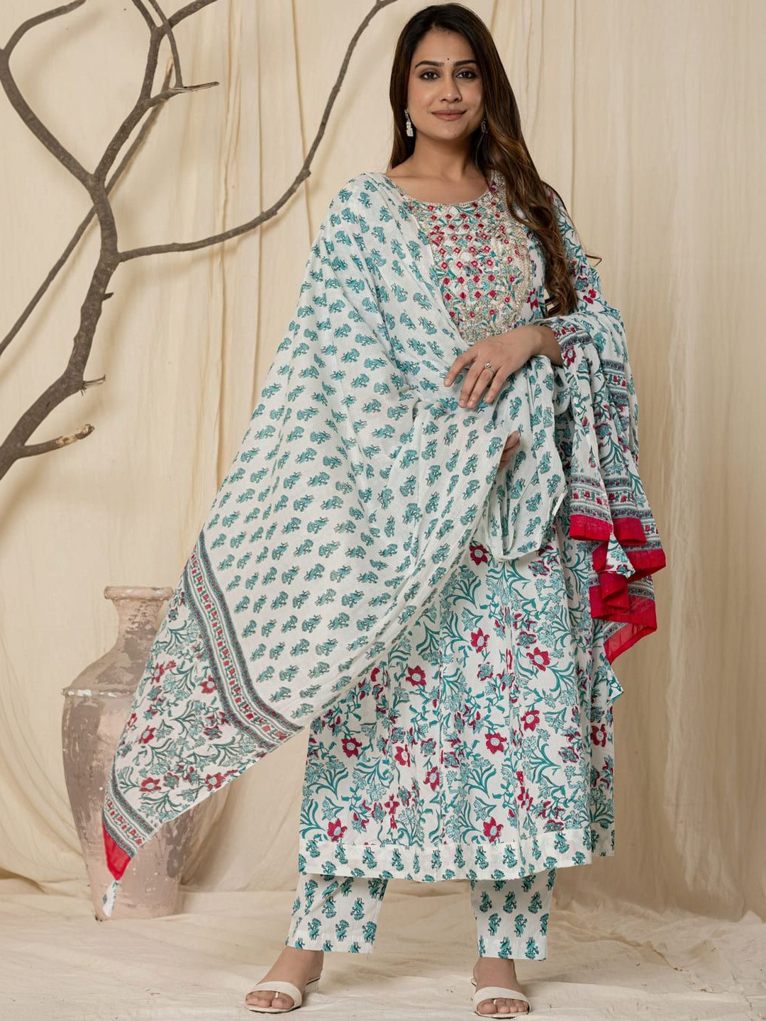 Aralia Women Floral Printed Regular Mirror Work Pure Cotton Kurta with Trousers & With Dupatta