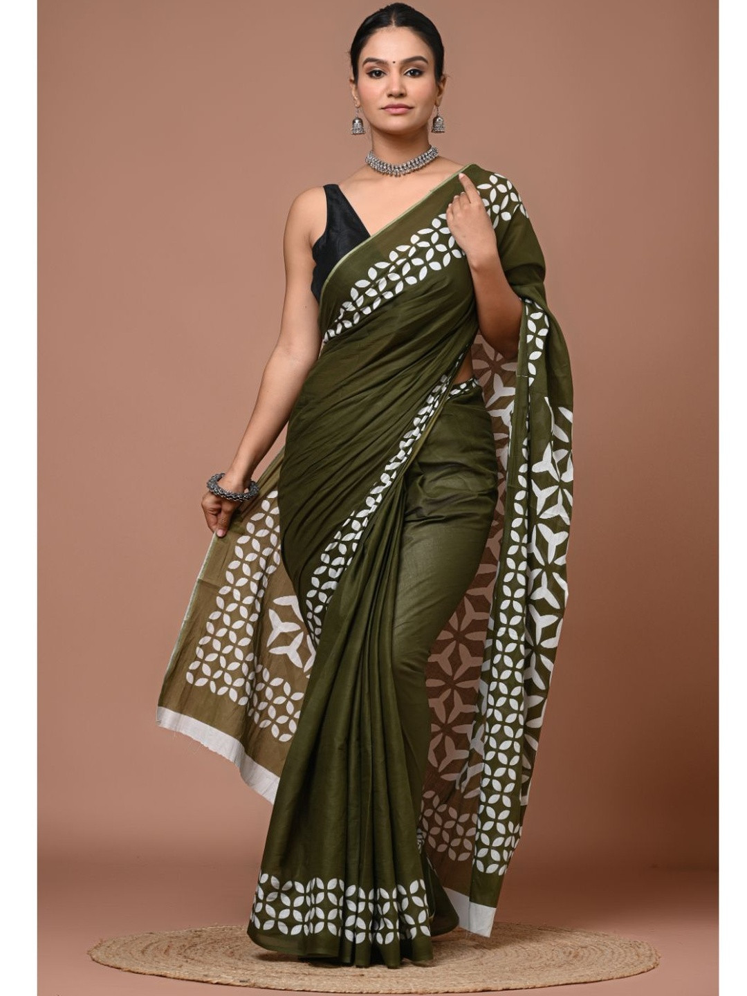DATTA BUTTI Ethnic Motifs Pure Cotton Bagru Saree