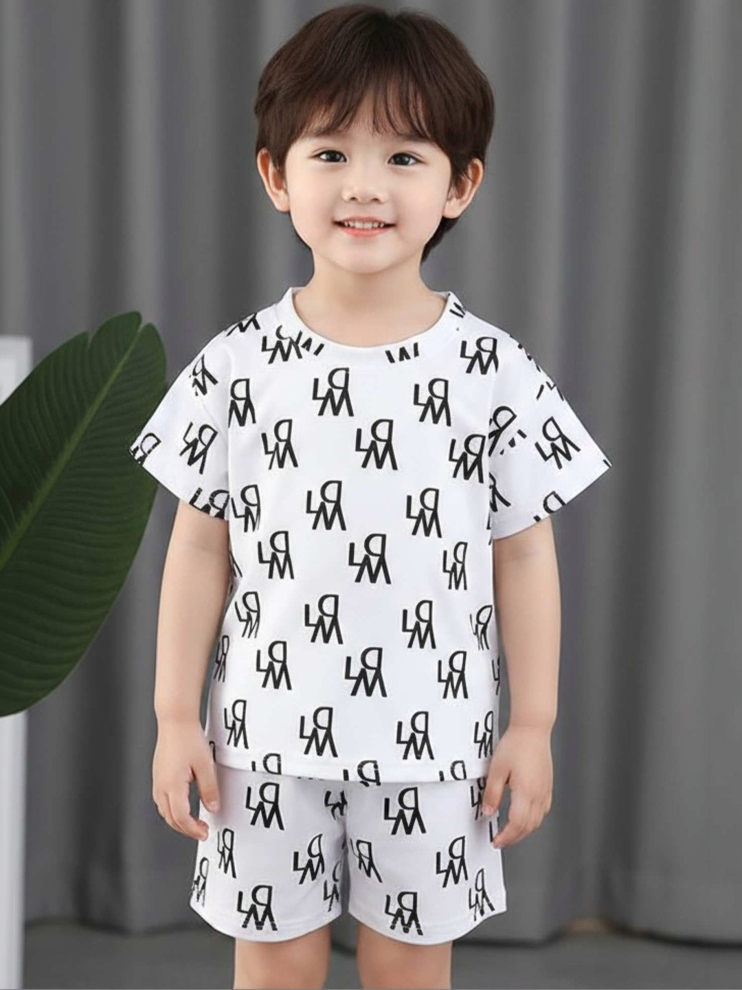 LA3MINE Printed T-shirt with Shorts