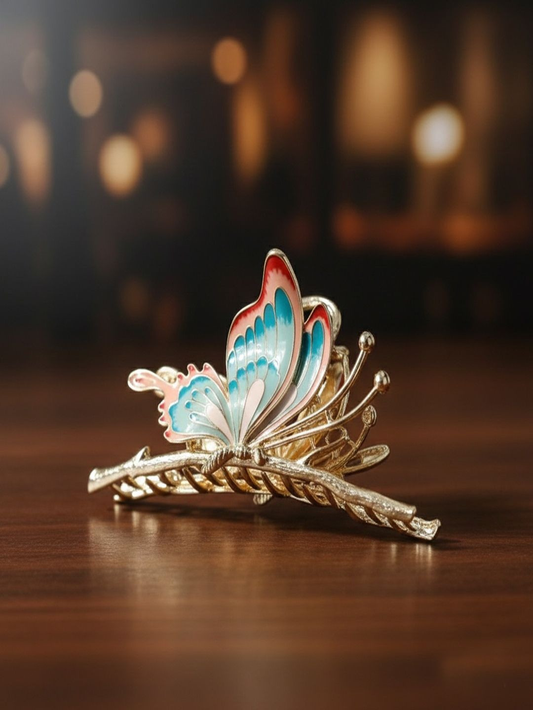 Cinex Women Embellished Claw Clip
