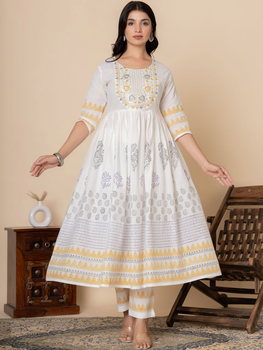 Aralia Women Ethnic Motifs Embroidered Empire Thread Work Pure Cotton Kurta with Trousers & With Dupatta