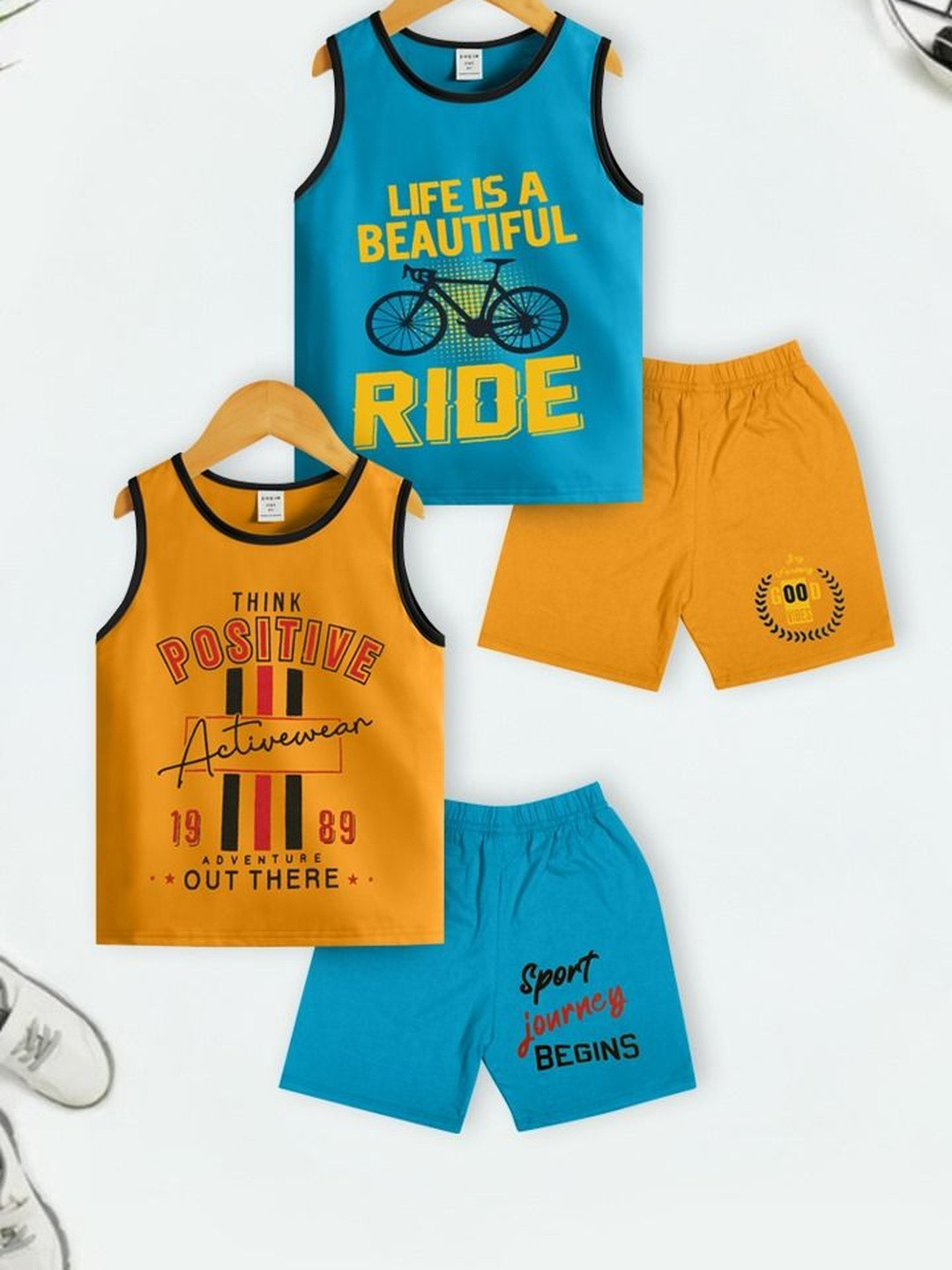 Sandoll Unisex Kids Printed T-shirt with Shorts