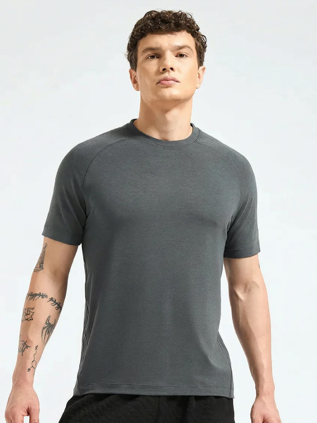 Wellbi Men Dark Grey Bamboo Cotton Sleeve Round Neck Sports T-shirt for Gym and Running