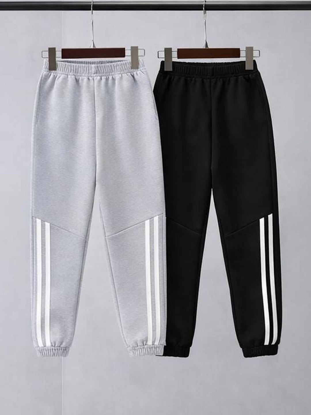 Kiditude Pack of 2 Regular Fit Striped Training Joggers