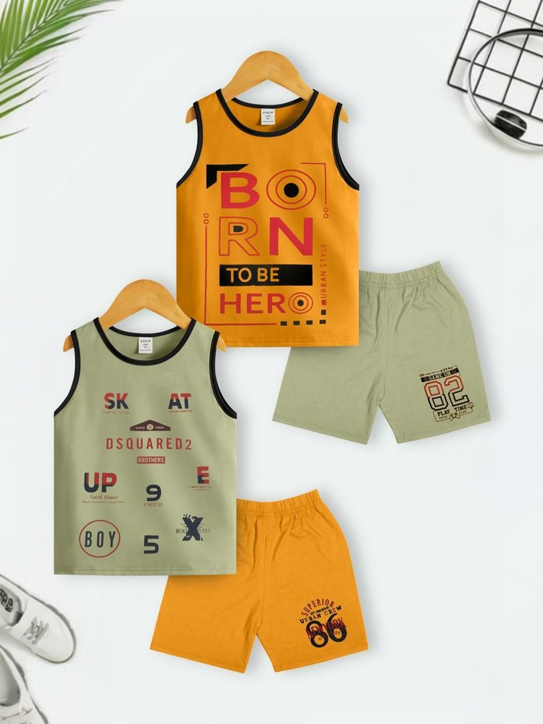 Sandoll Unisex Kids Printed T-shirt with Shorts