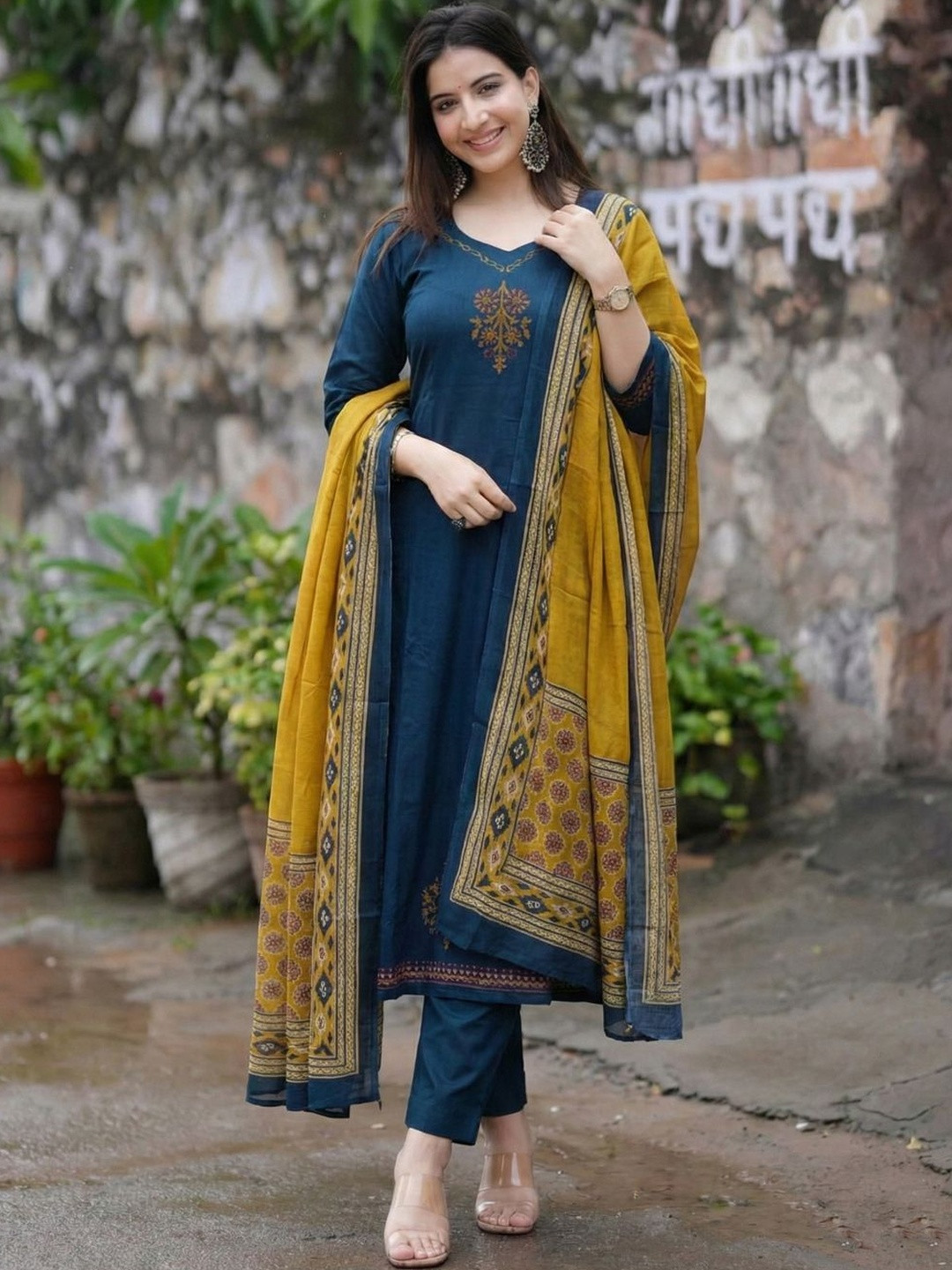 KALINI Women Ethnic Motifs Embroidered Regular Thread Work Kurta with Trousers & With Dupatta
