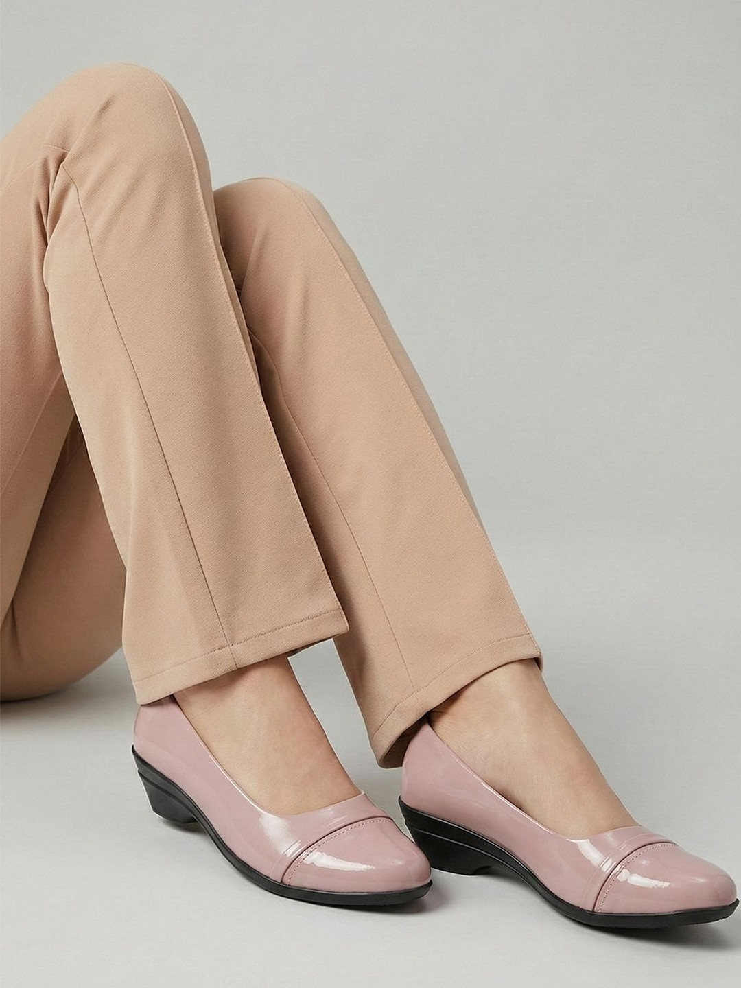 Denill Round Toe Slip-On Ballerinas