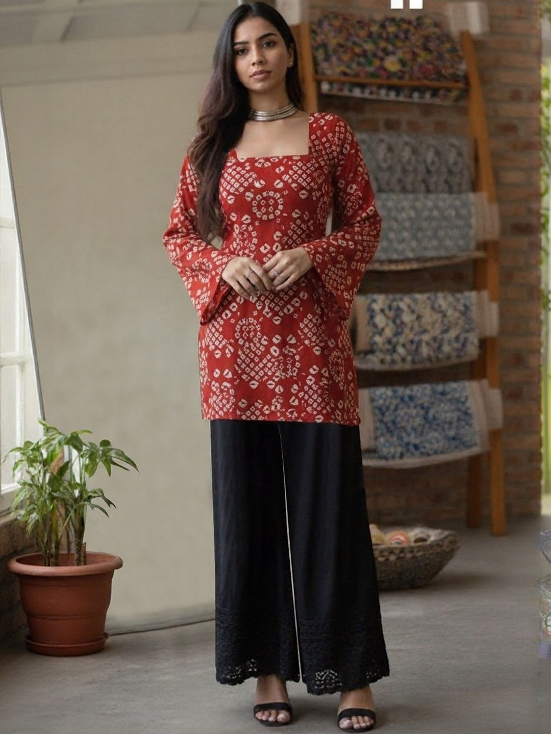 Aaghnya Bandhani Printed Square Neck Flared Sleeves Kurti