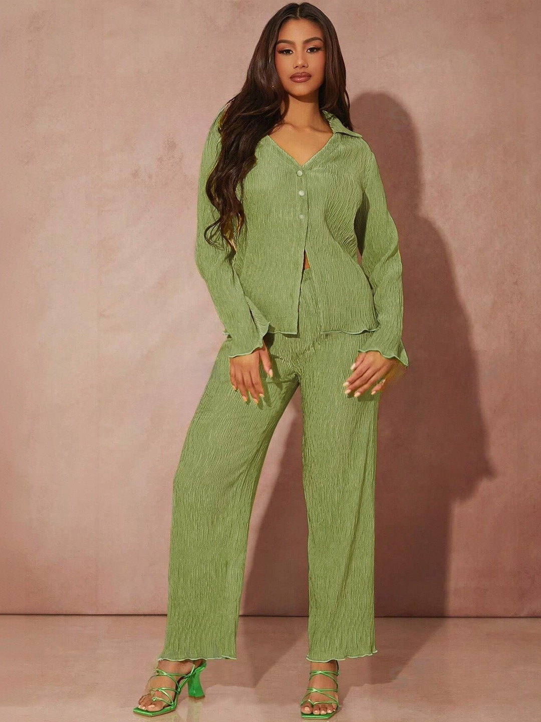 GENZILOOKS Green Self Design Shirt with Trousers