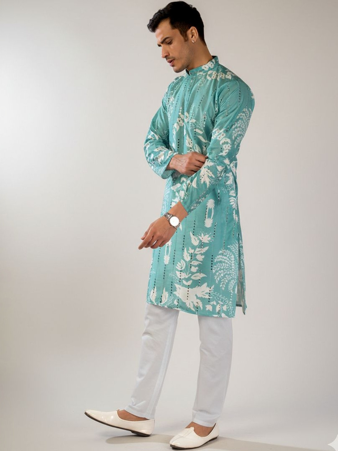 RANGRAAG Men Floral Printed Regular Mirror Work Kurta with Pyjamas
