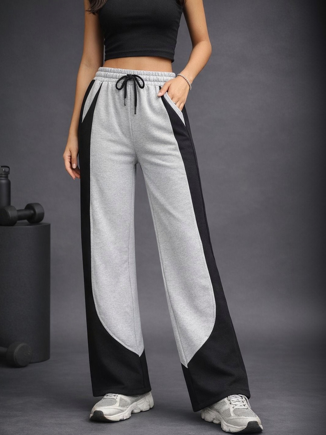 ALIZA Women Regular Fit Colourblocked Joggers