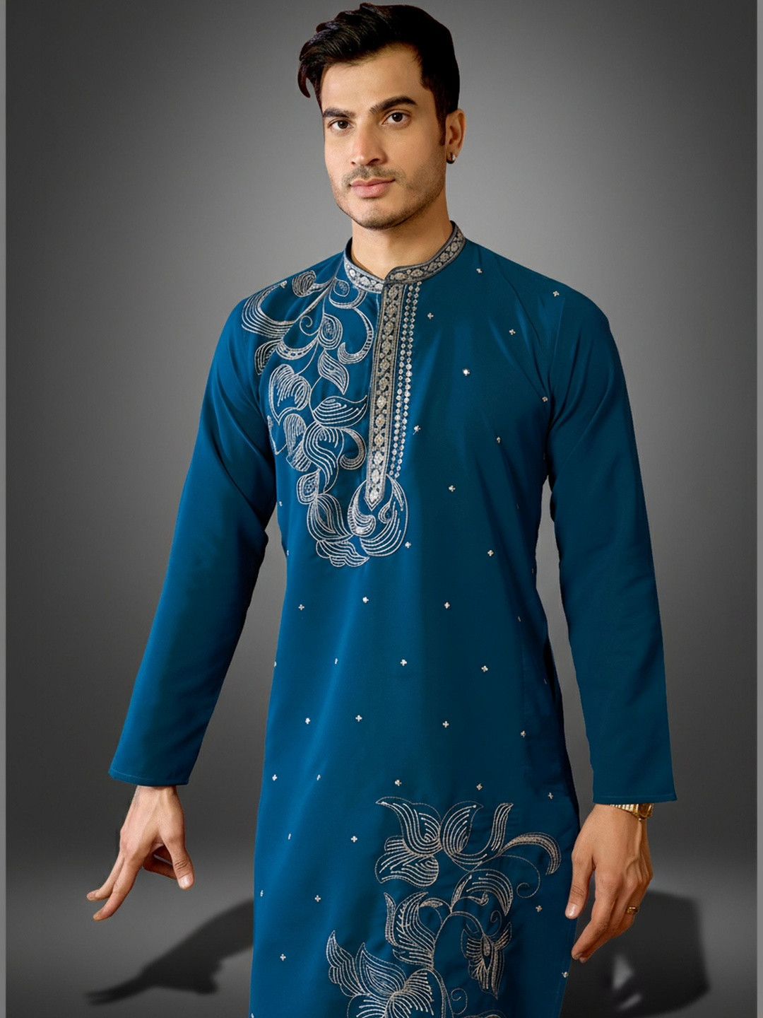 RANGRAAG Men Ethnic Motifs Embroidered Regular Thread Work Kurta with Pyjamas