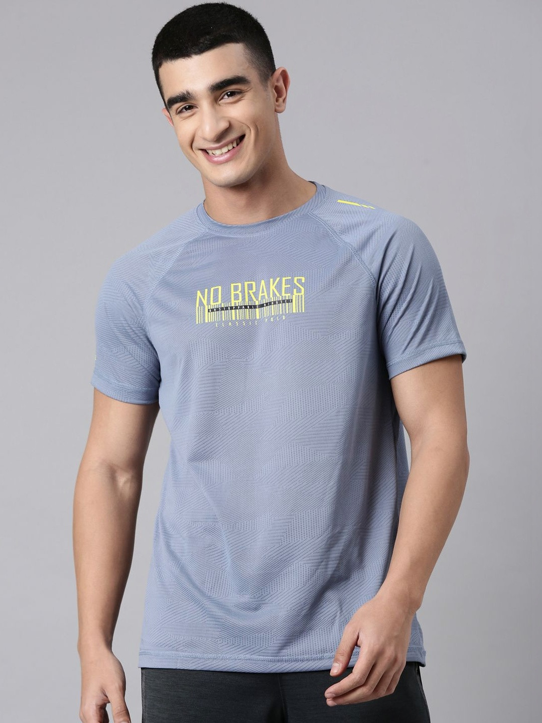 Classic Polo Men Typography Slim Fit T-shirt