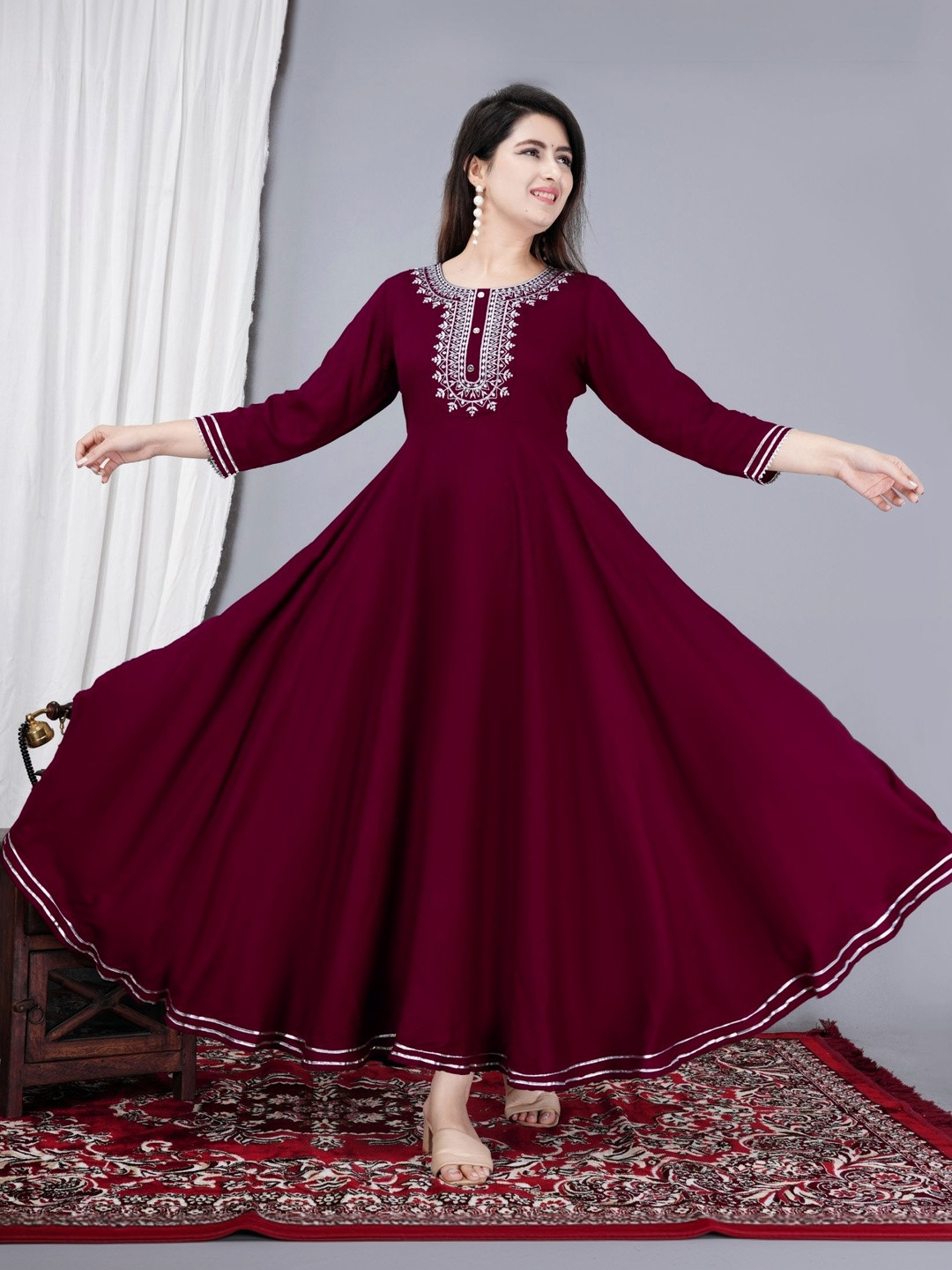 Nikhat Women Mirror Work Anarkali Kurta