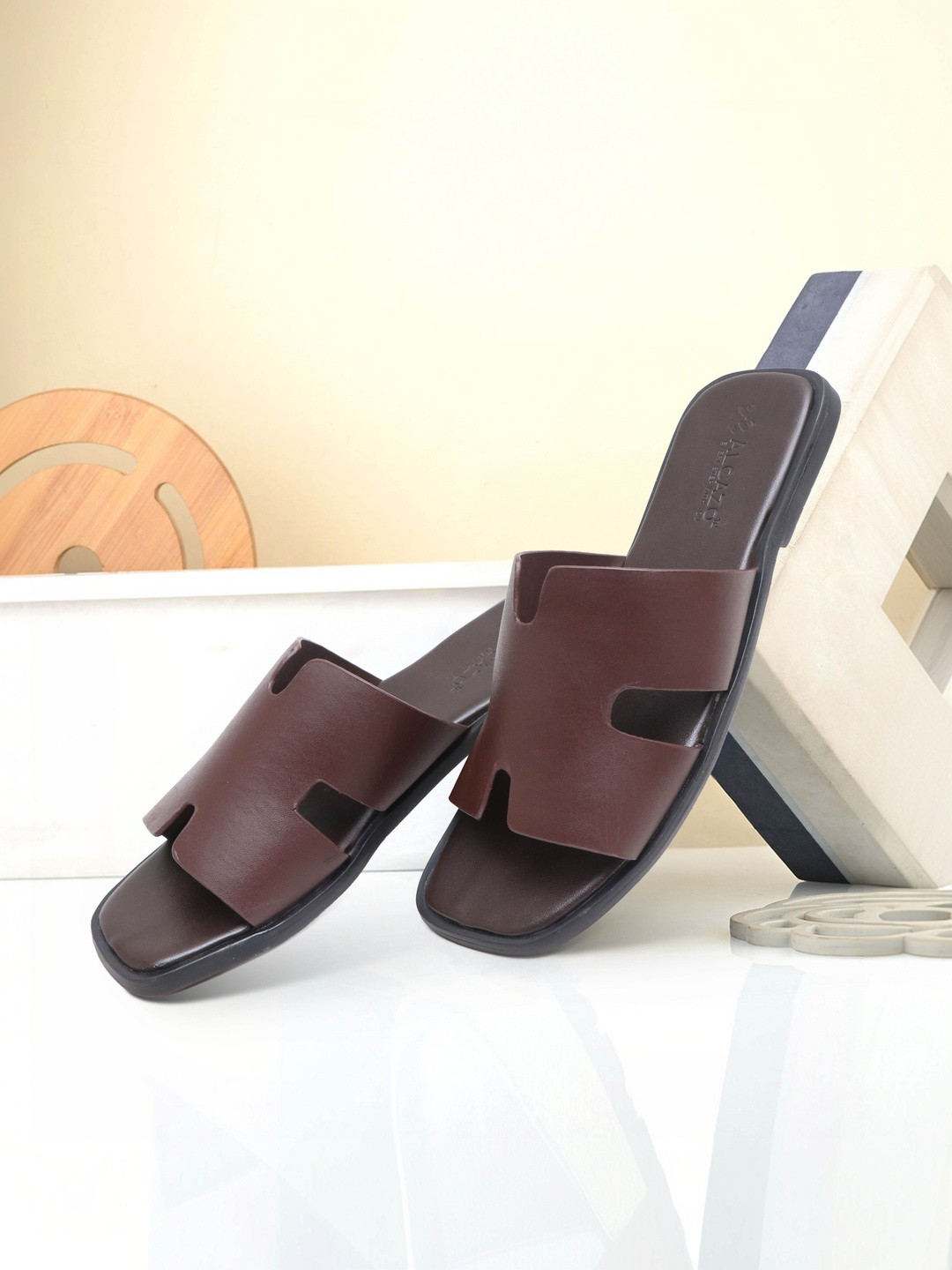 ALCAZO Men Slip-On