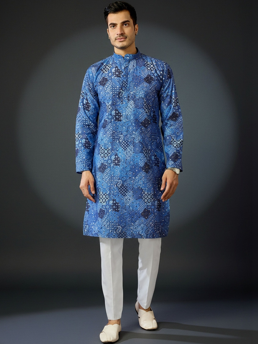 RANGRAAG Men Ethnic Motifs Printed Regular Sequinned Kurta with Trousers
