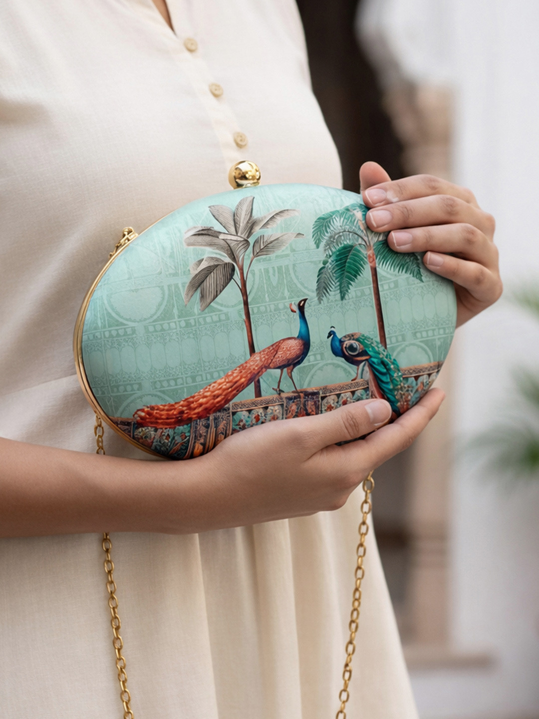 ARTKLIM Sea Green & Gold-Toned Printed Box Clutch