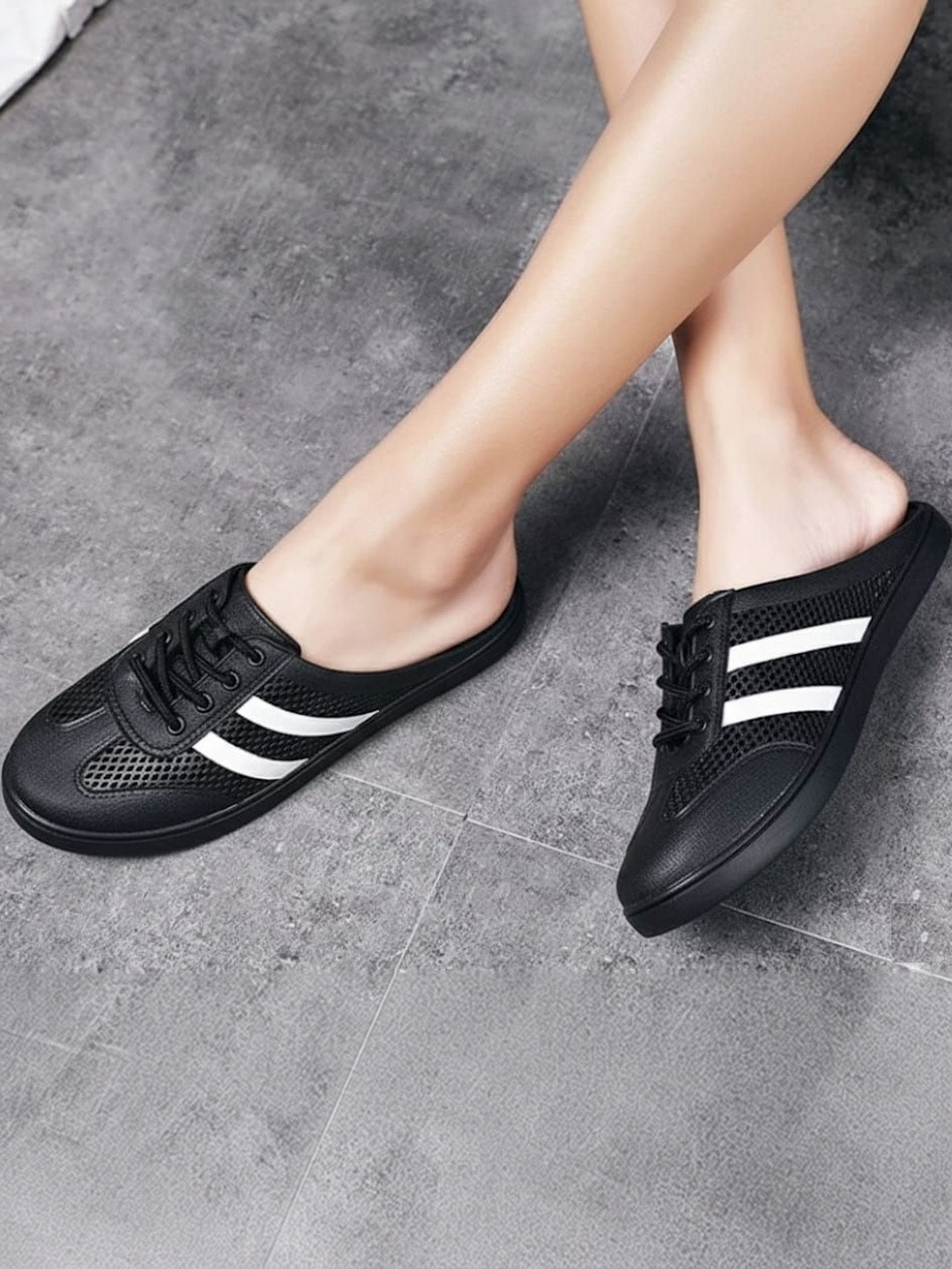 Shozie Women Striped Slip-On