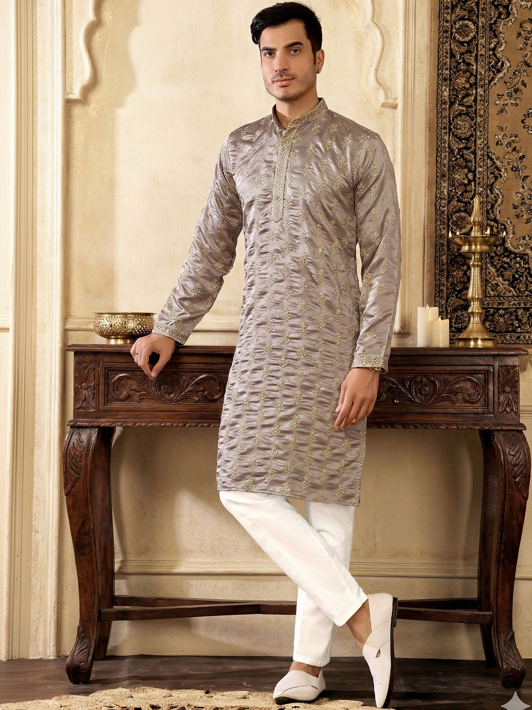 RANGRAAG Men Ethnic Motifs Embroidered Regular Thread Work Kurta with Trousers