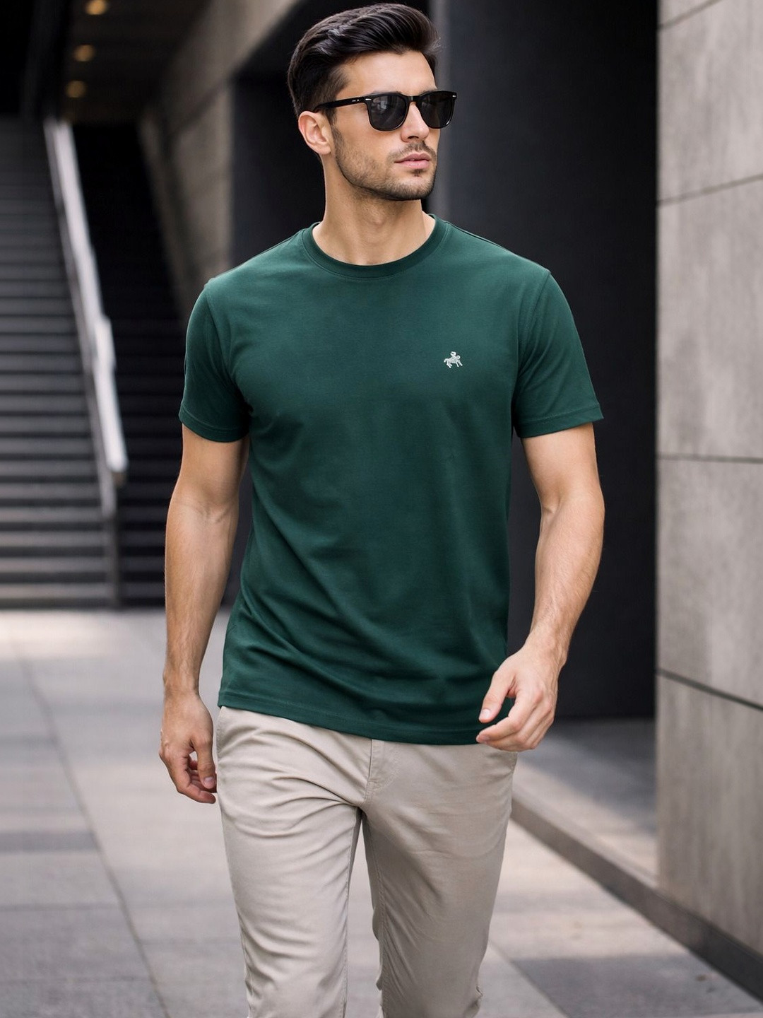 ROLLISTEAR Men Brand Logo T-shirt