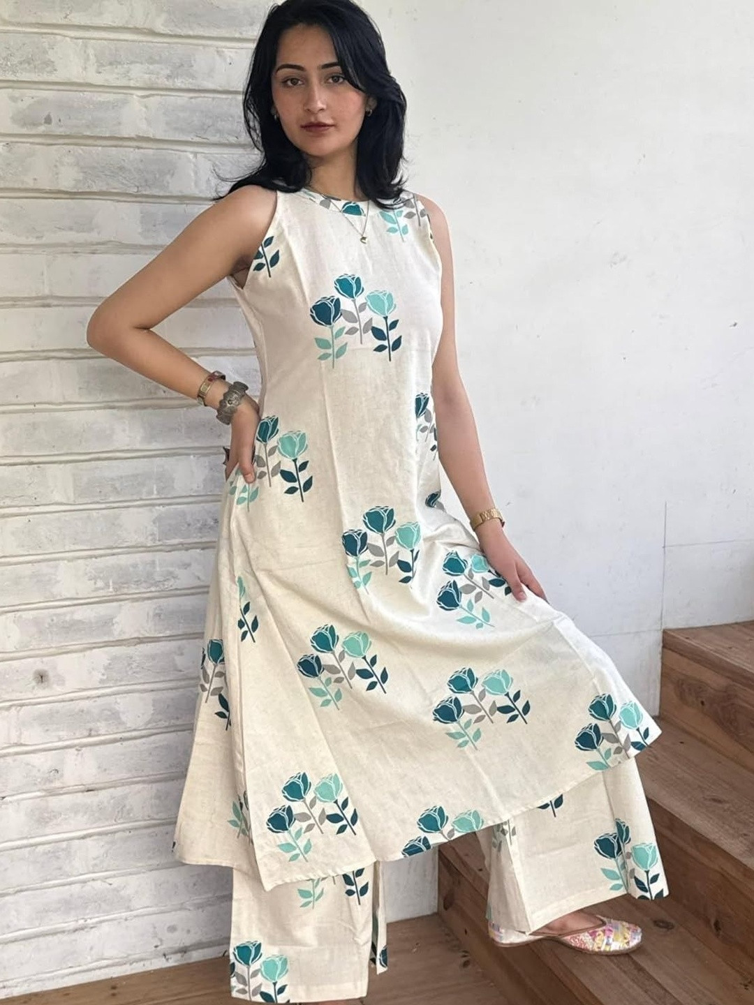 SHLOKFASHIONS Women Printed Regular Kurti with Palazzos